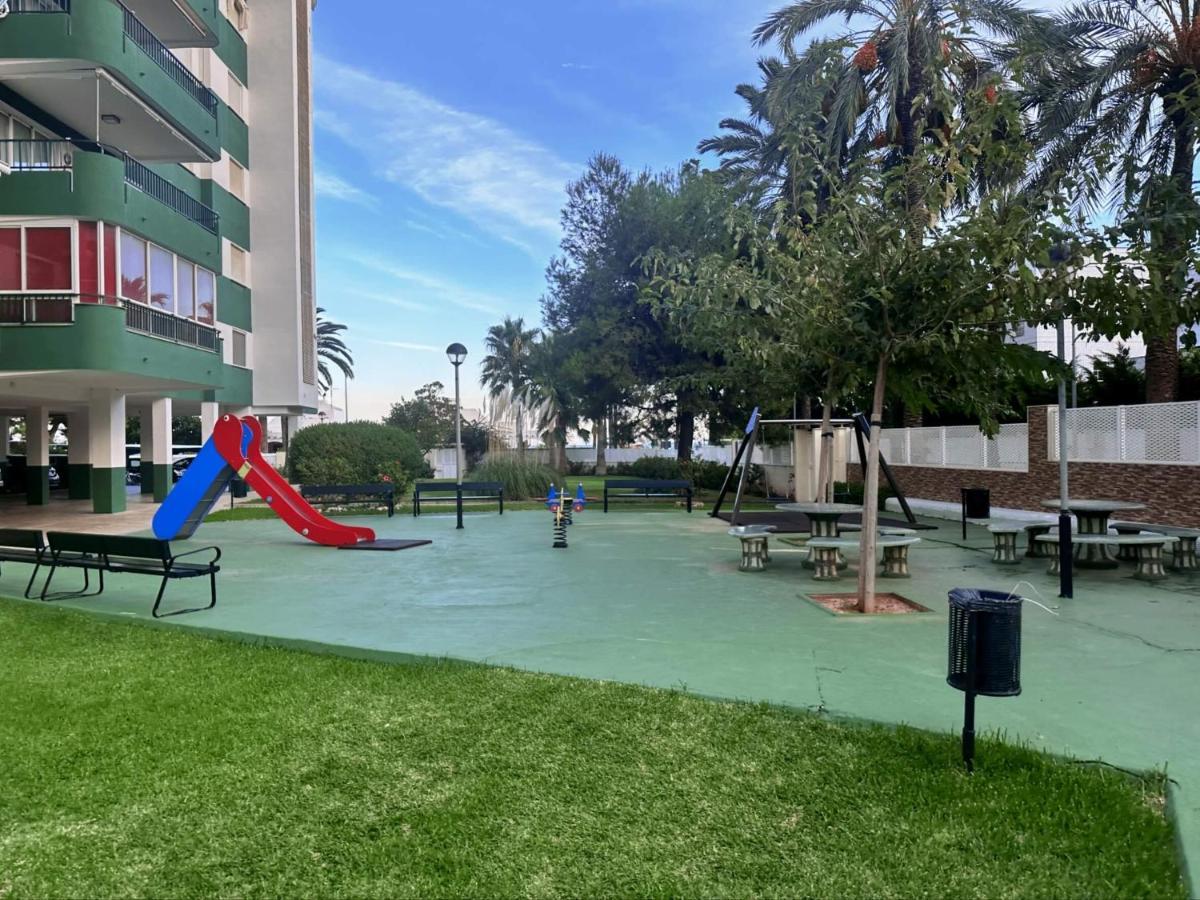 Appartement Piso A Pie De Playa Con Piscina Y Vistas Al Mar à Benicàssim Extérieur photo